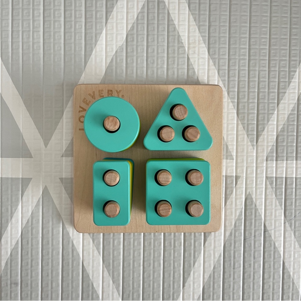 Lovevery Sort & Stack Peg Puzzle
